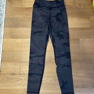 Carbon 38 work out leggings